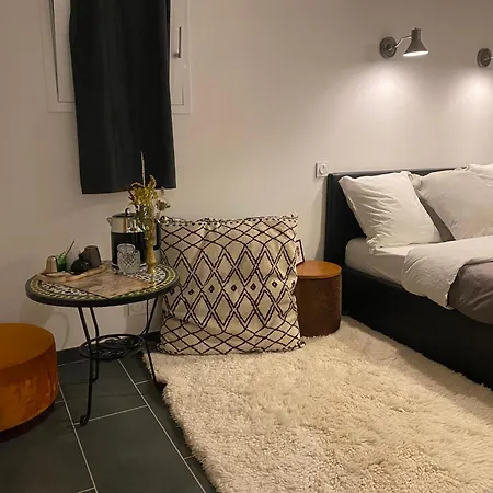 Privee Avec Sdb * 帕塞内